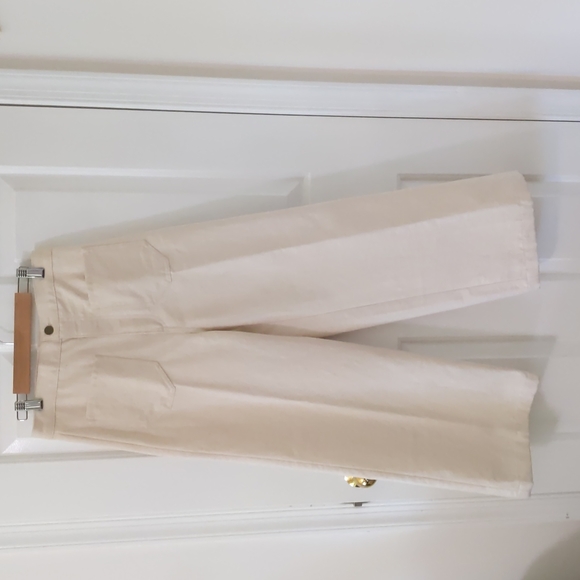 Pants - LYKKE WULLF highwaist 100 % Bull Denim Pants. New. Size Small